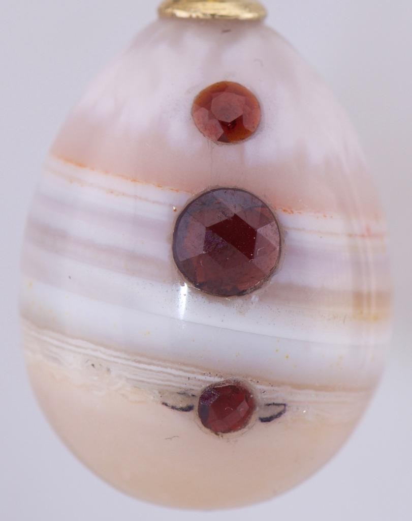 Antique FABERGE Hand Carved Agate Hard Stone Garnets Easter Egg Pendant
