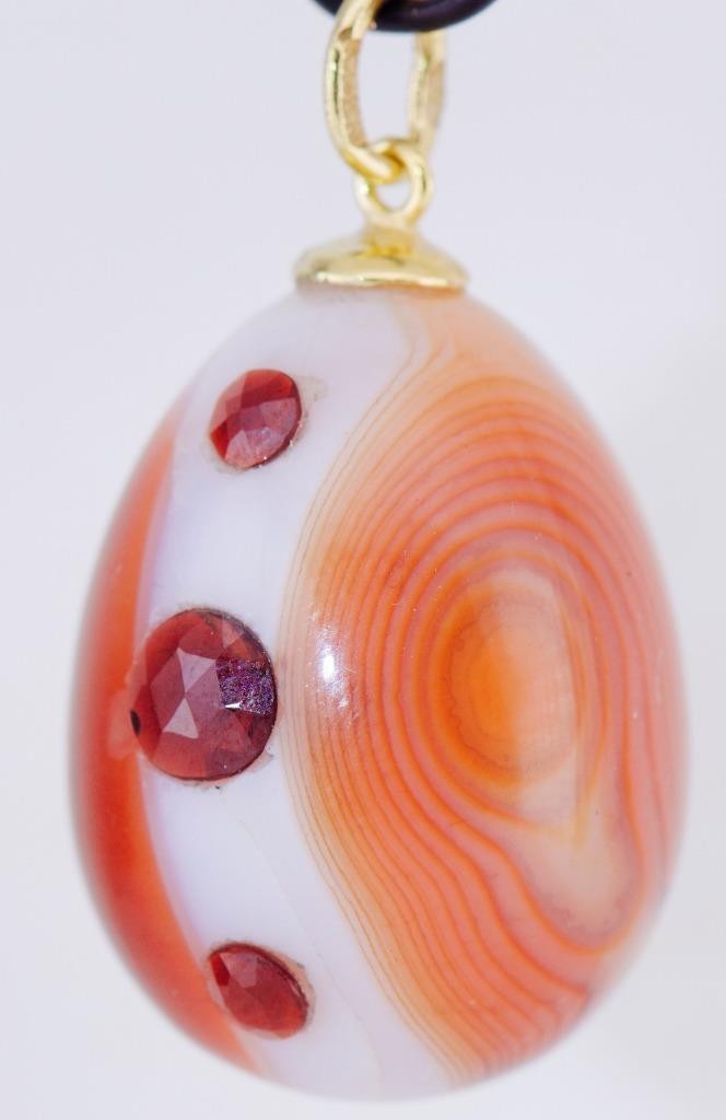 Antique FABERGE Hand Carved Agate Hard Stone Garnets Easter Egg Pendant