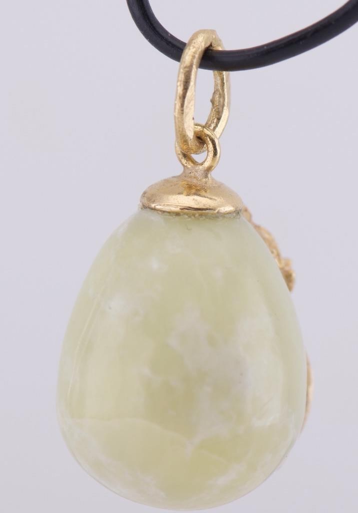 Antique Fabergé Hand-Carved Jade Easter Egg Pendant Fob Royal Monogram c1907