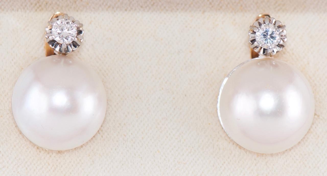 Vintage Mikimoto 15.7mm South Sea Pearl & 0.60ctw Diamond 18K Gold Earrings