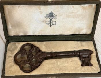 Antique Early 1800s Holy See Papal Vatican City Presentation Iron Key & Box 15cm